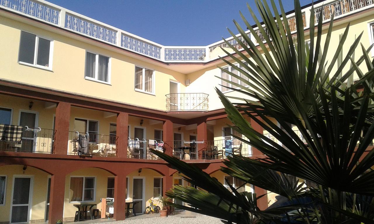 Guest House Amra New Athos Exterior foto