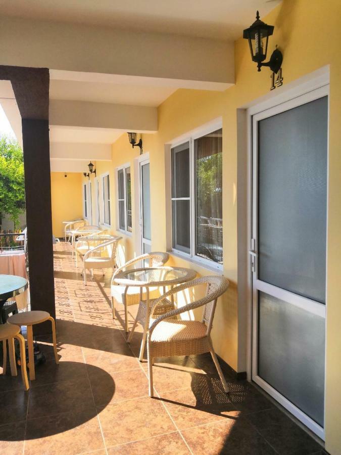 Guest House Amra New Athos Exterior foto